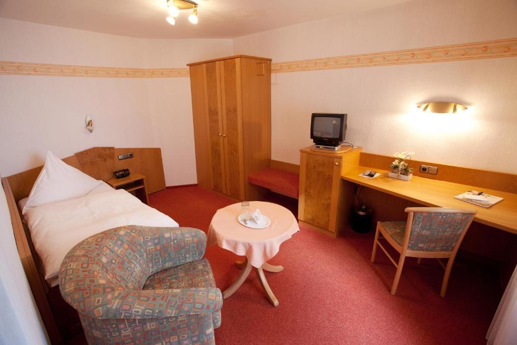 Landhotel Teuteberg Bad Arolsen Zimmer foto